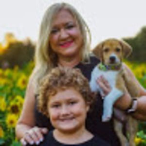 Meet your Posher, Julie